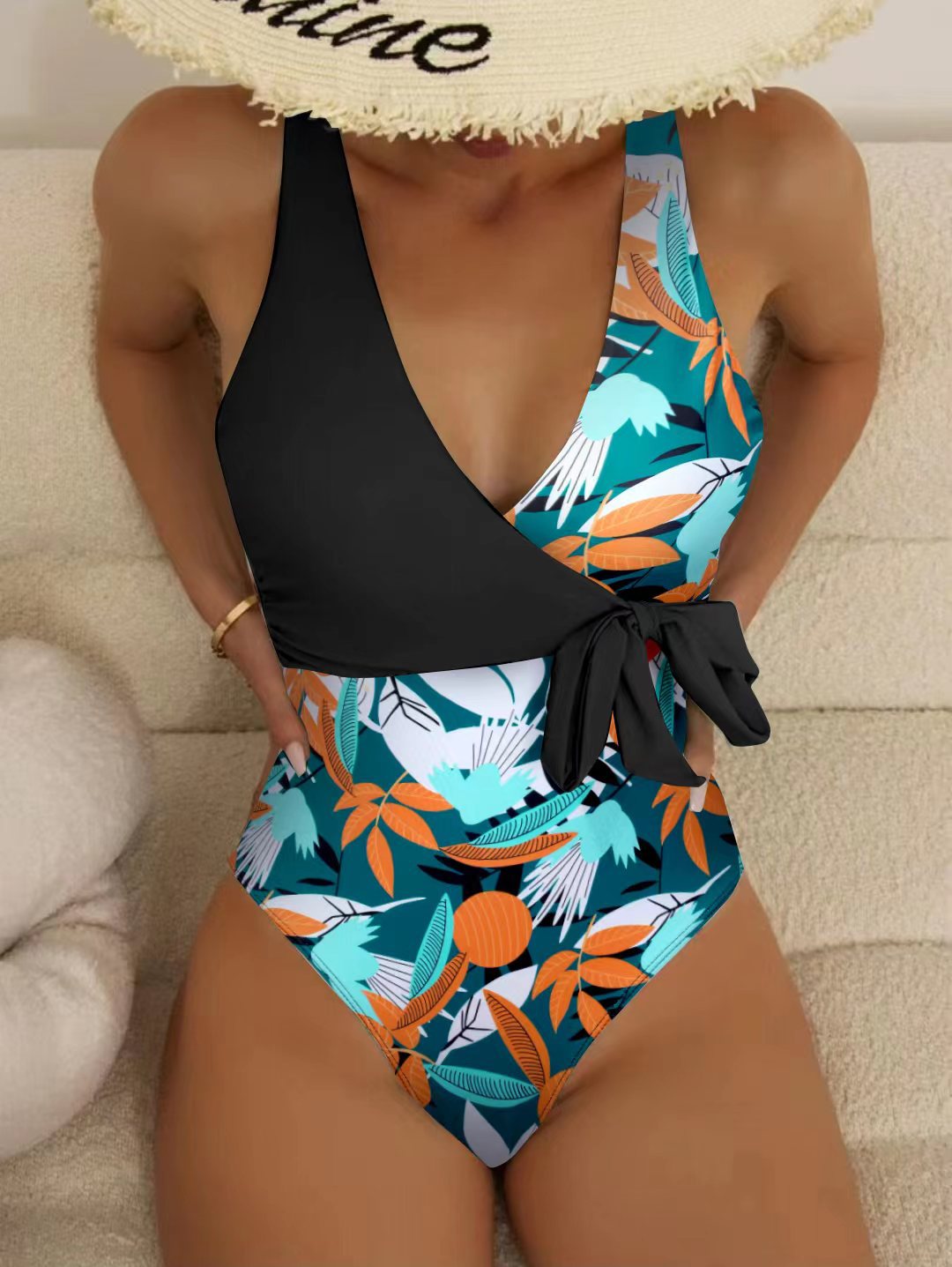 Femme Wrapstil Højtaljet One-Piece Badedragt Stilla