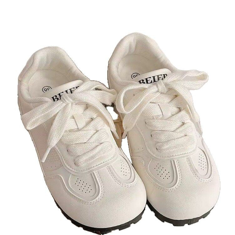 Dame Sneakers i sporty design med åndbar overfladestruktur og skridsikker sål Stilla