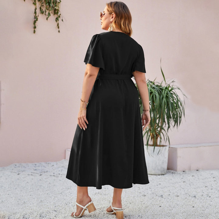 Dame Wickelmaxikjole med elegant drapering og since silhuet Skovae