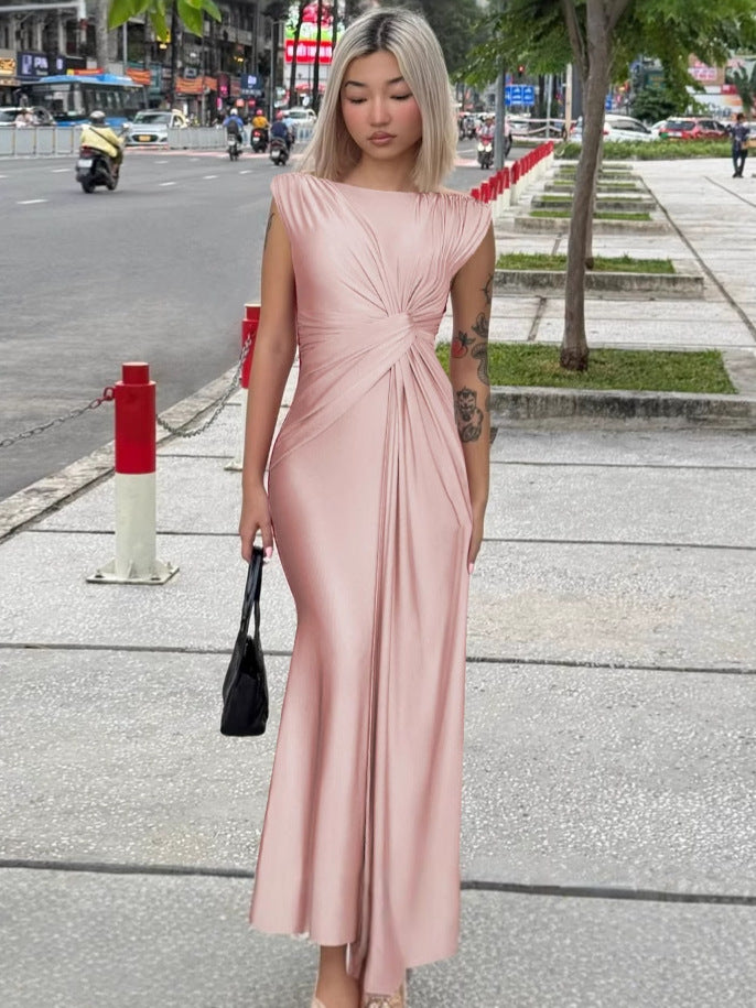 Dame Elegant Maxi-Kjole med draperet top og figursyet design Stilla