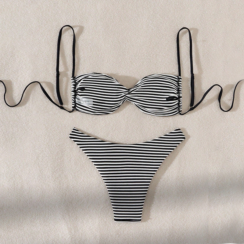 Dame stribet drejet bandeau-bikini-sæt Stilla