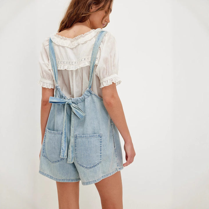 Kvinders denim shorts overalls med samlet halsudskæring og sidelommer Stilla