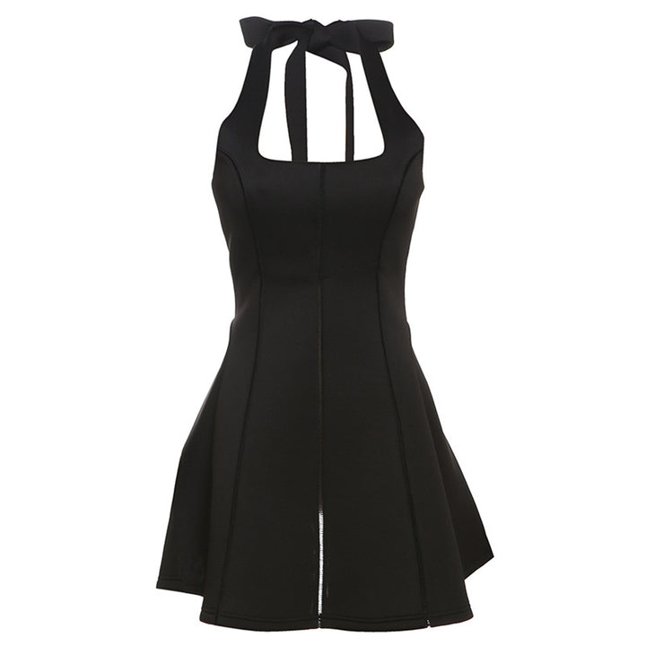 Dame sporty badedragt med justerbar krave og integrerede shorts Skovae