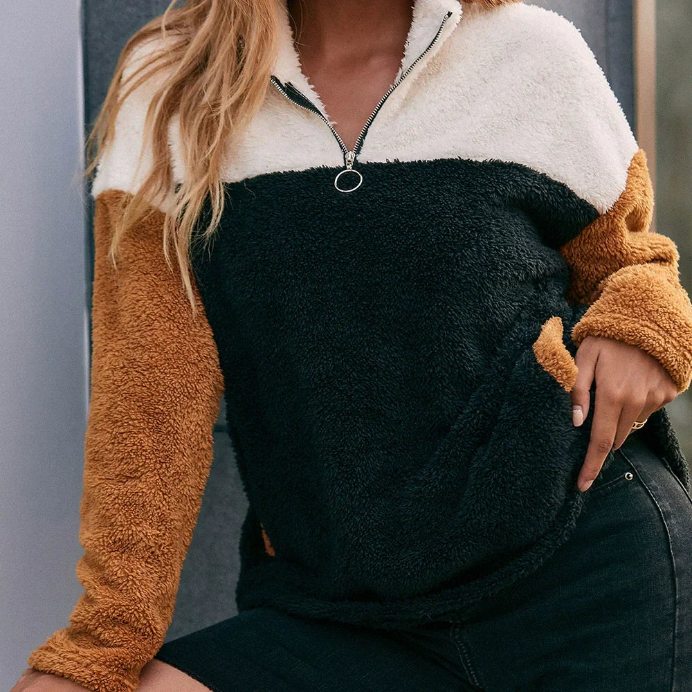Stilla | Over størrelse pasform Blød dobbeltvægget stof Halv-zip og patch look