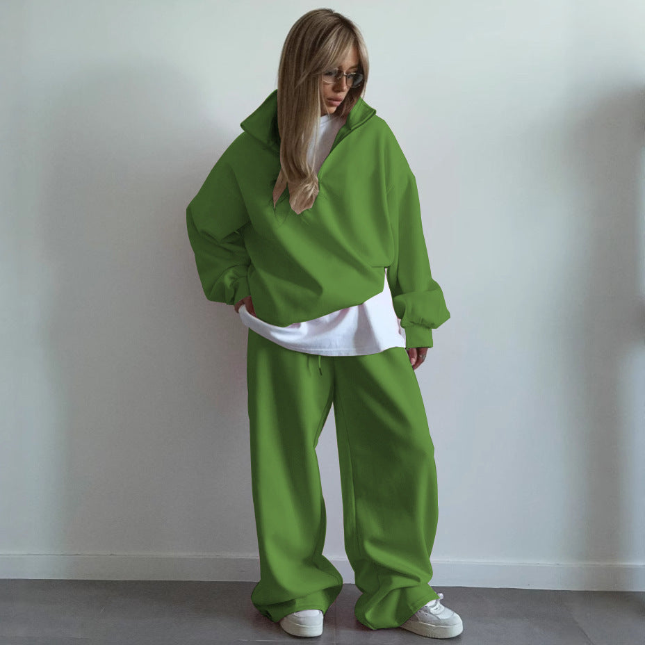 Kvindernes komfortable fleece zip hoodie med en afslappet pasform og brede ærmer