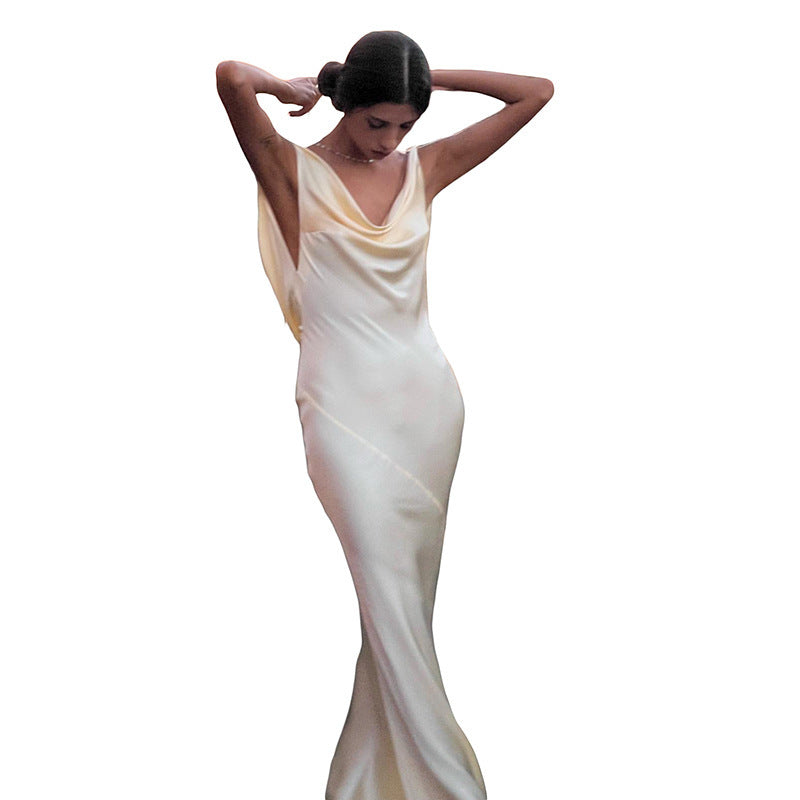 Damer Elegant Satin-maxikjole med asymmetrisk top og flydende snit Skovae