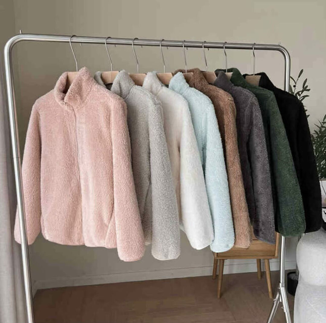 Kvinder Fluffy Fleece Jakke med Høj Krave og Lynlås Stilla