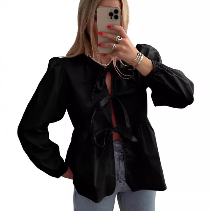 Damebluse med sløjfedetalje og løs pasform Stilla