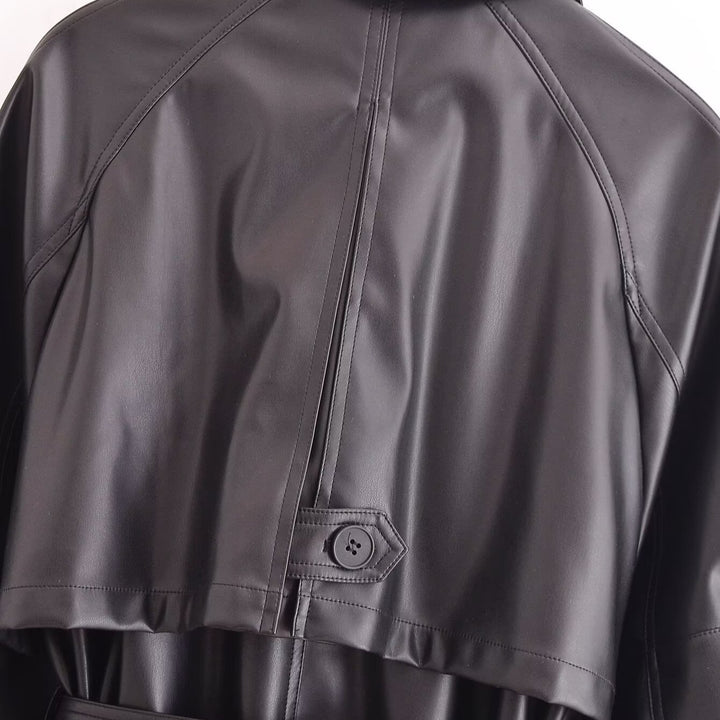 Femme Stilfuld lang trenchcoat med figursyet bælte Stilla