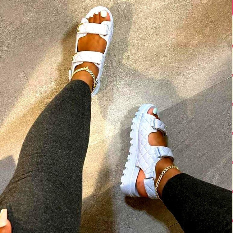 Dame Sportsandaler med robust profil og justerbare stropper Stilla