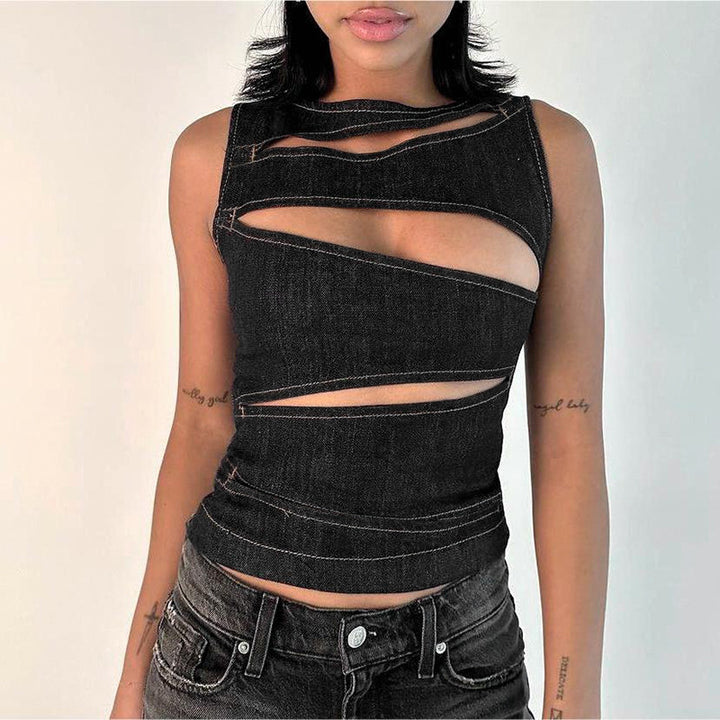 Dame tætsiddende denim-top med asymmetrisk cut-outs og stilfuldt design Skovae