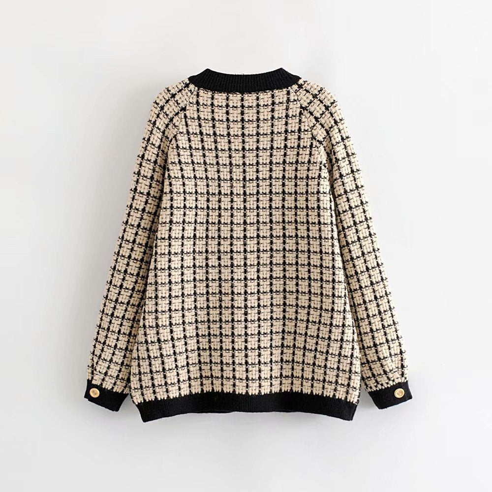 Kvinders cardigan med elegant ternet mønster og dekorerede knapper Stilla