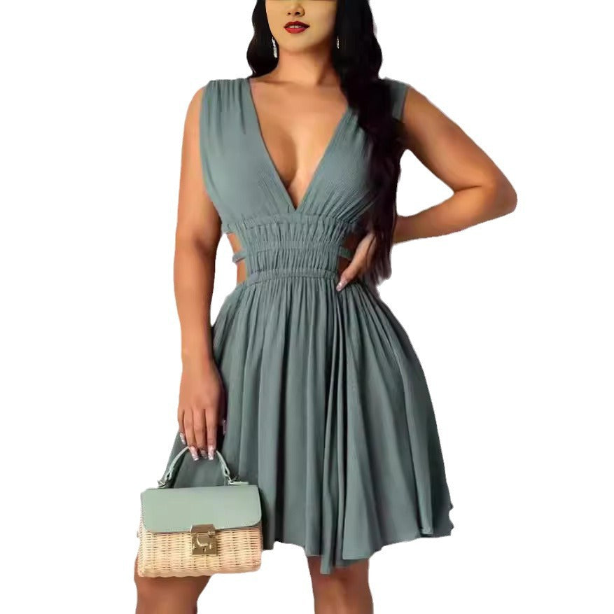 Dame minikjole med v-formet udsnit og side cut-outs Stilla