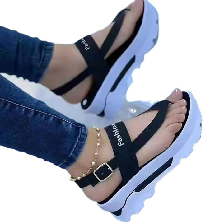 Dame fashionable plateau sandaler med justerbar rem og skridsikker sål Stilla