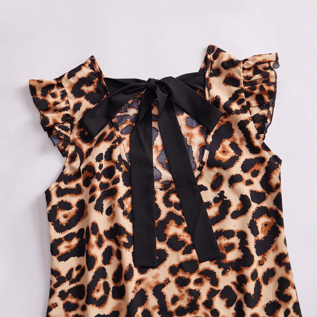 Dame trendy omslagskjorte med flæse detaljer og leopard tryk Stilla