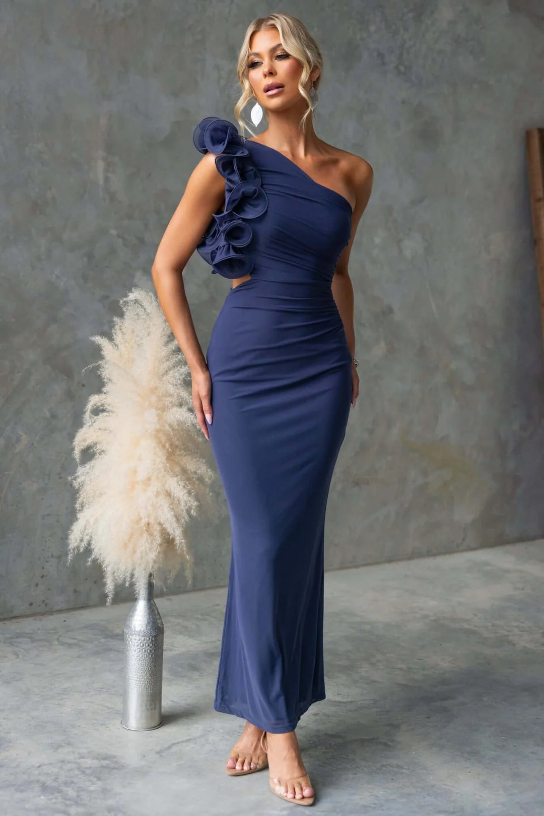 Damer Elegant Flæse Maxi Kjole med Off-Shoulder Design og Skræddersyet Fit