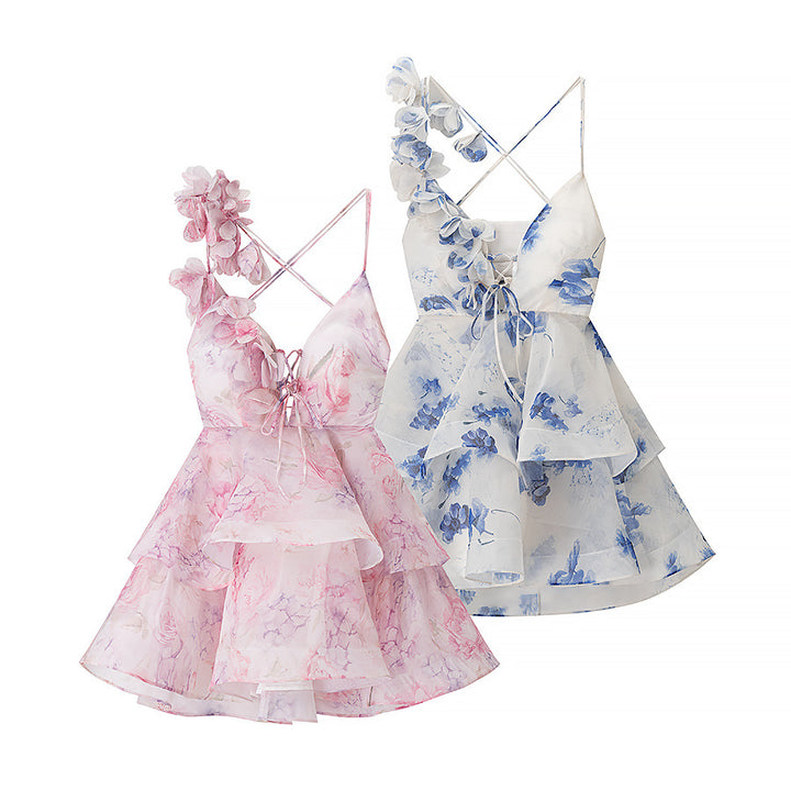 Femme Floral Print Lagdelt Mini Kjole med Asymmetrisk Stropper Stilla