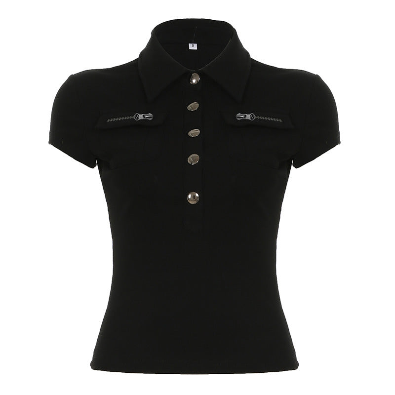 Dame polo shirt med stilfulde lommer og elegante trykknapper Skovae