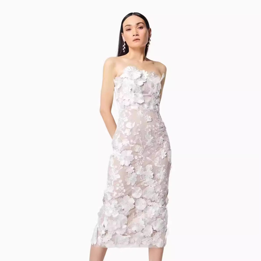 Dame Elegant blomsterbroderi kjole i midi-design med off-shoulder snit Stilla