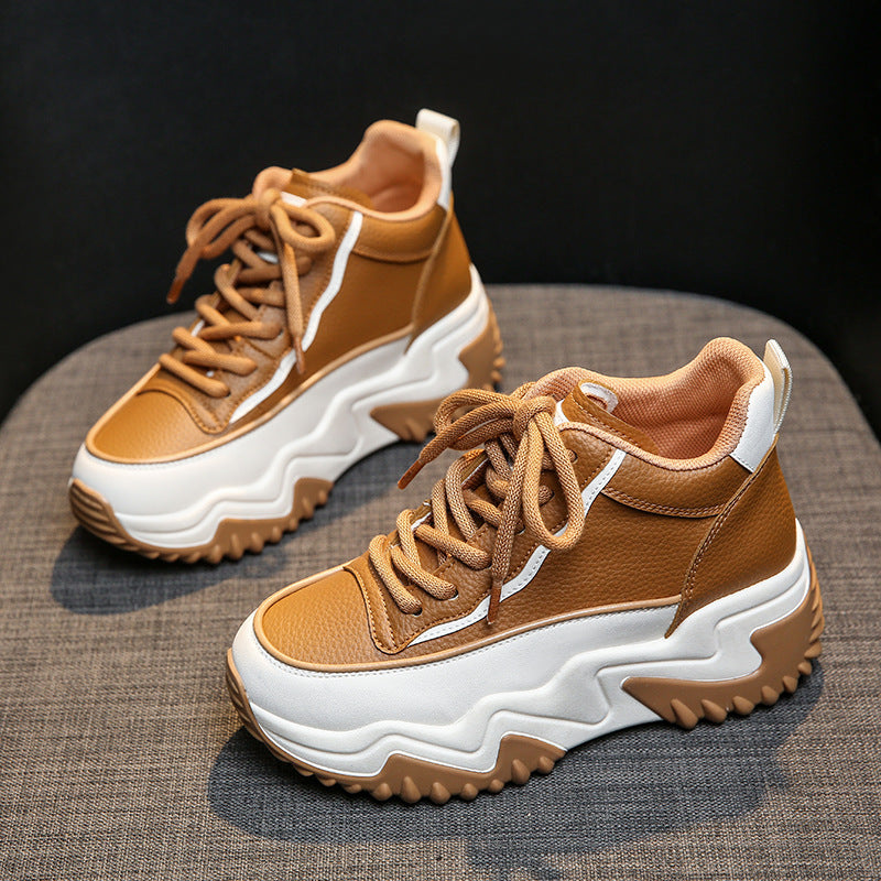 Dame Chunky Sneakers i moderne design med skridsikker profileret sål og innovativ støddæmpningsteknologi Stilla