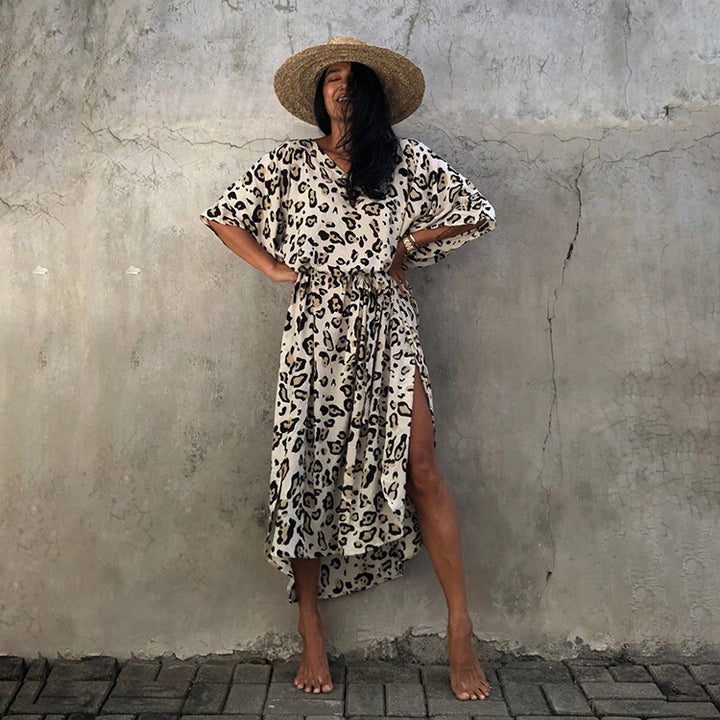 Dame Strandtunika i elegant leopardlook Stilla