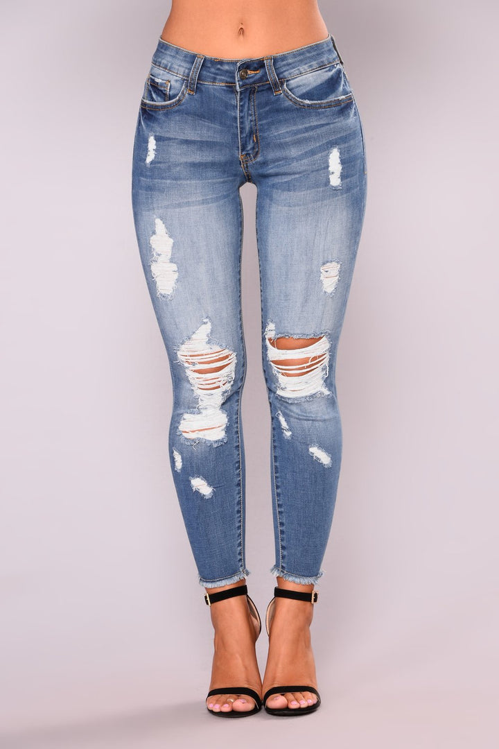 Dame Ripped Skinny Jeans med unikt vask-effekt og stilfulde slidsteder Stilla