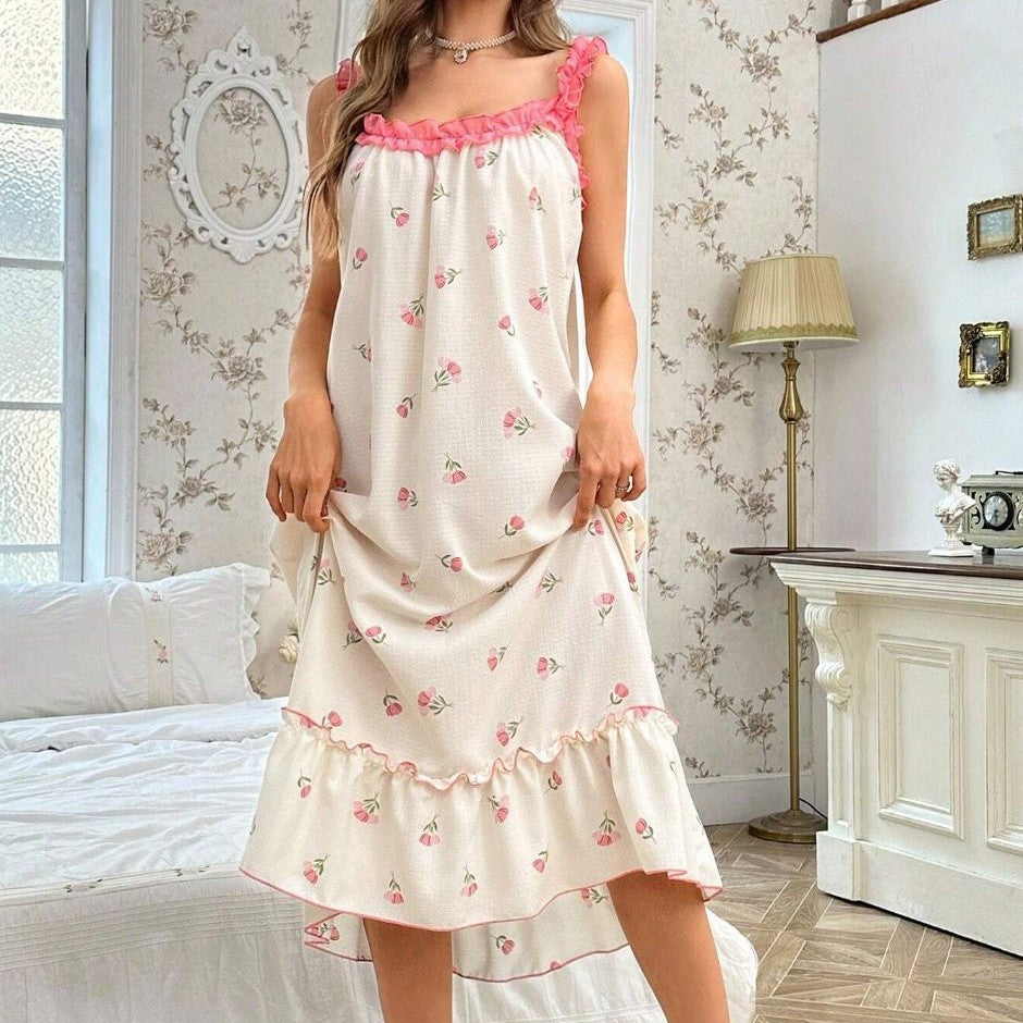 Femme Flirty Floral Rynkekant Nattøj Stilla