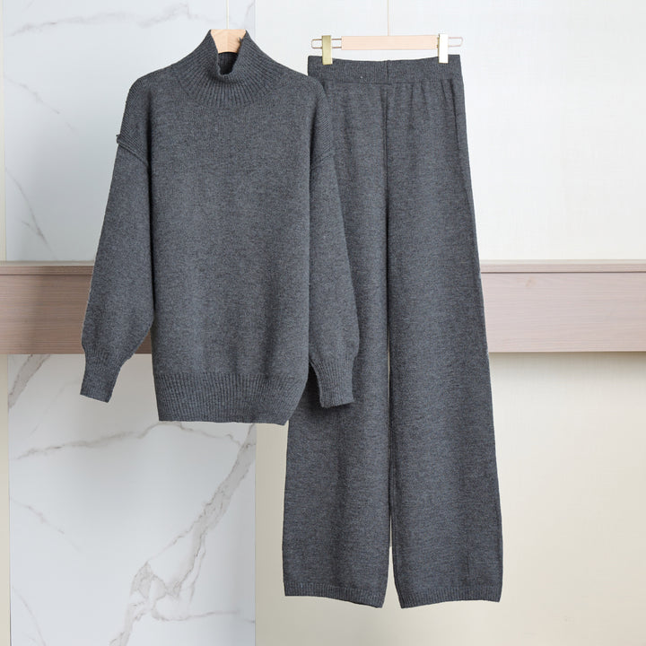 Kvinders cozy loungewear sæt lavet af blød strik Stilla
