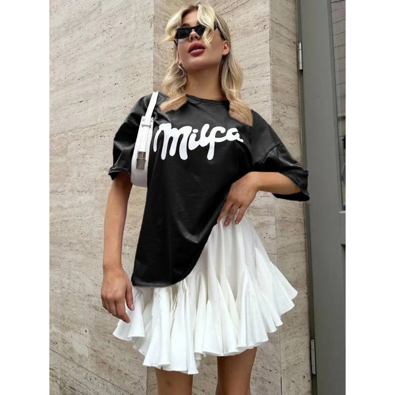 Dame T-shirt kjole med kreativ tekst og løs pasform Stilla