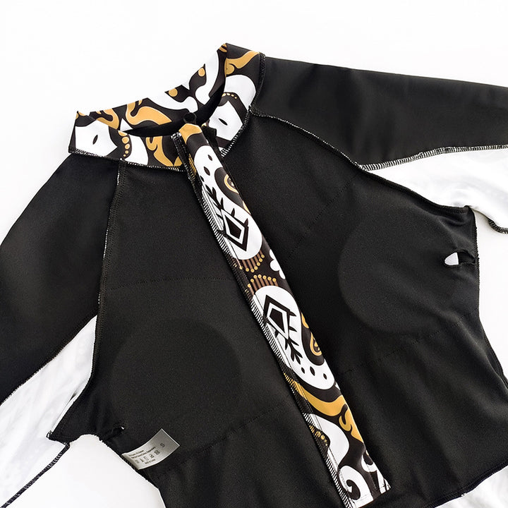 Dame badedragt med elegant skater-silhuet og innovativt design Stilla