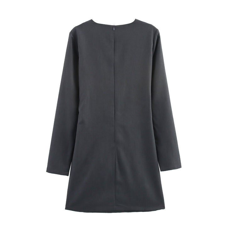 Femme Contemporary Cut Kjole med Rynke Detalje Stilla