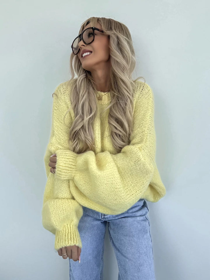 Dame luftig strikket sweater med voluminøse ærmer Stilla