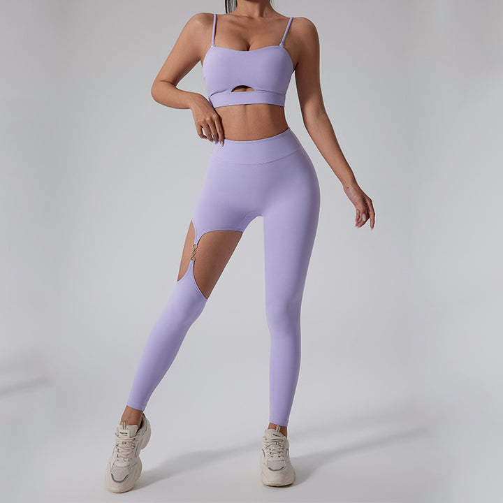 Dame sportensemble med trendy cut-out og høj talje Stilla