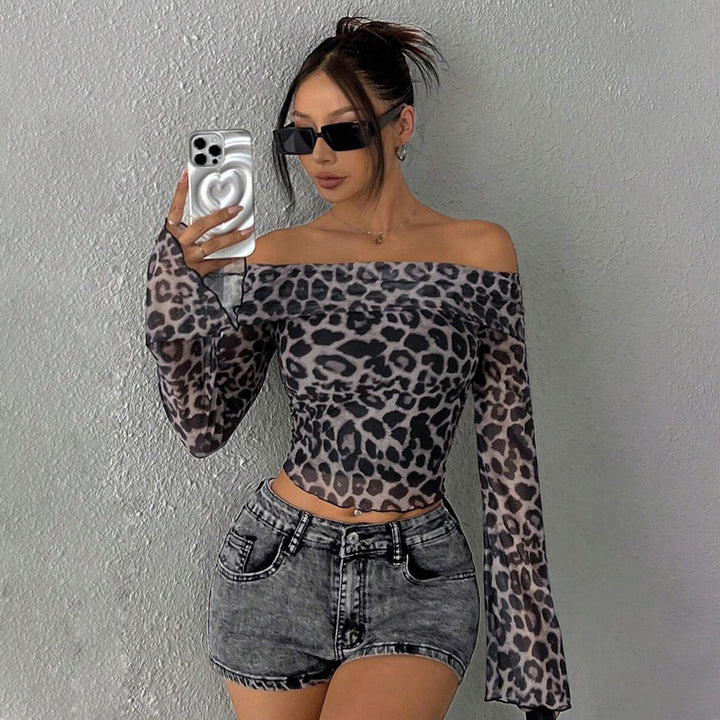 Kvinders off-shoulder top med flared ærmer og leopardprint Stilla