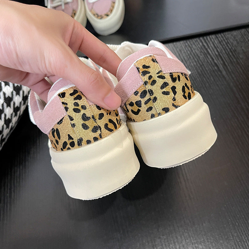 Dame Sneakers med klassisk design og komfortabel sål Stilla