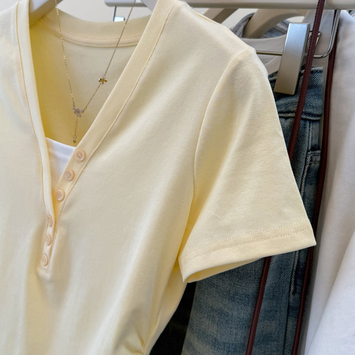Dame afslappet V-hals knap lukning T-shirt med rynkede sider Stilla