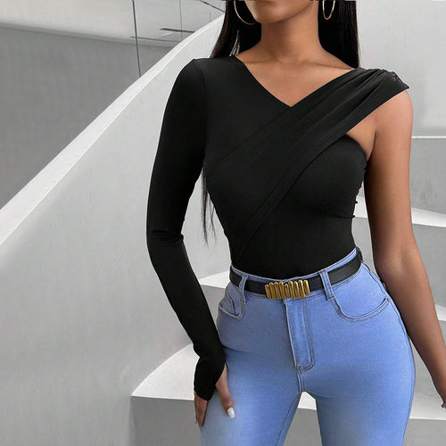 Dame Langærmet Bodysuit med Asymmetrisk Snit og Elegant Twist Design Stilla