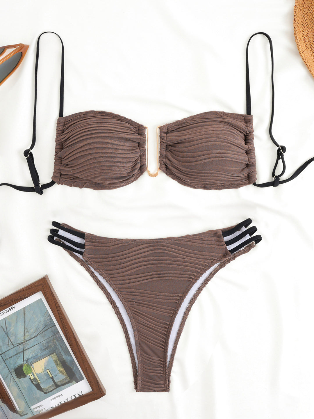 Dame bandeau-bikini med trendy ruffles design Skovae