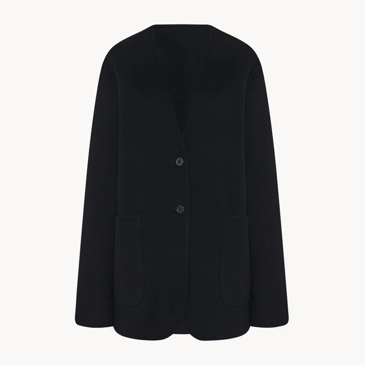 Kvinders elegante strikket blazer med store revers og praktiske lommer Stilla
