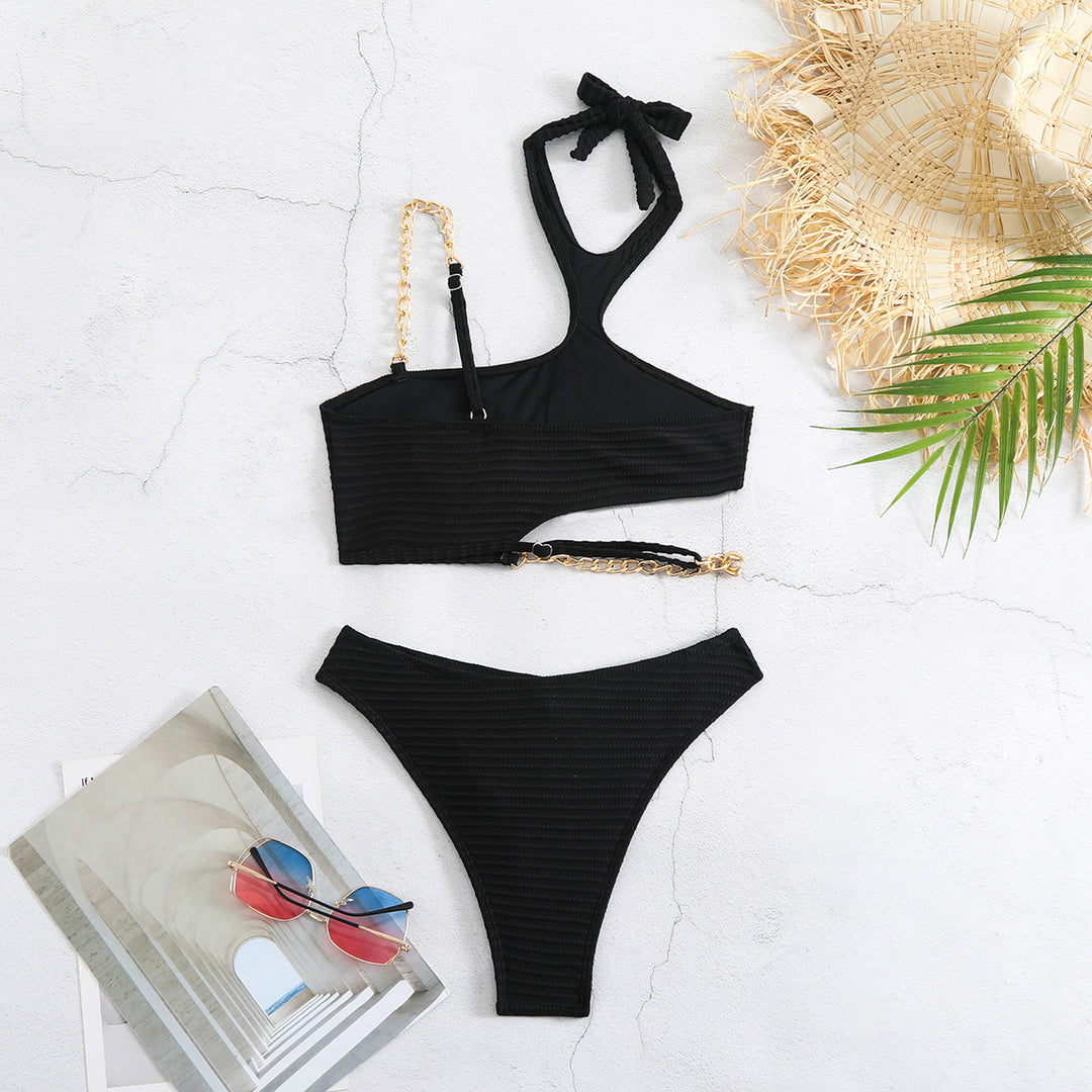 Dame To-delt Sæt af hoftebinding Bikini med kæde accenter og asymmetrisk design Stilla