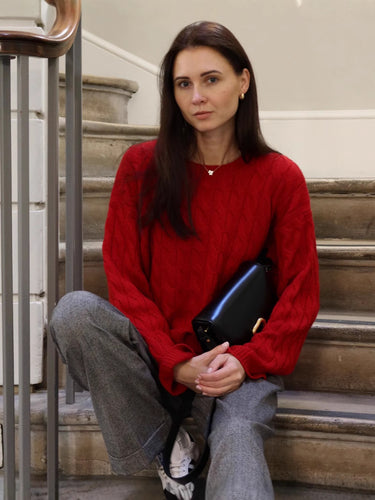 Dame strikpullover med iøjnefaldende flette-design Stilla