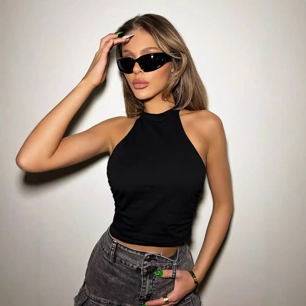 Kvinders crop top med stilfuldt halter-design og figursyet silhuet Stilla