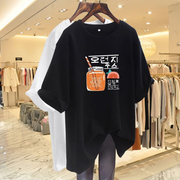 Dame T-shirt med afslappet frugt-design og trendy skrift Stilla
