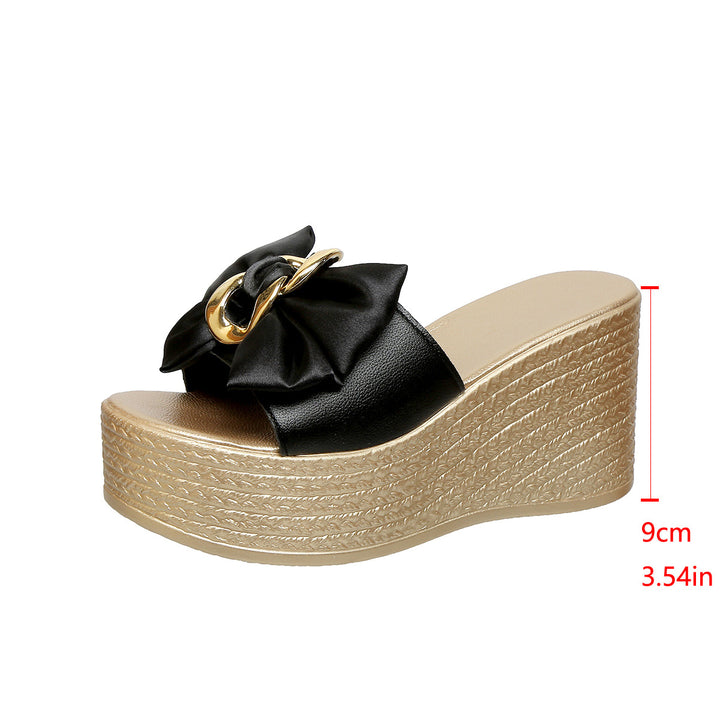 Dame Plateau-Sandaler med raffineret bånd-design og gyldne accenter Stilla