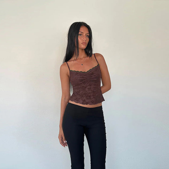 Dame spids-crop-top med blomsterdesign Skovae