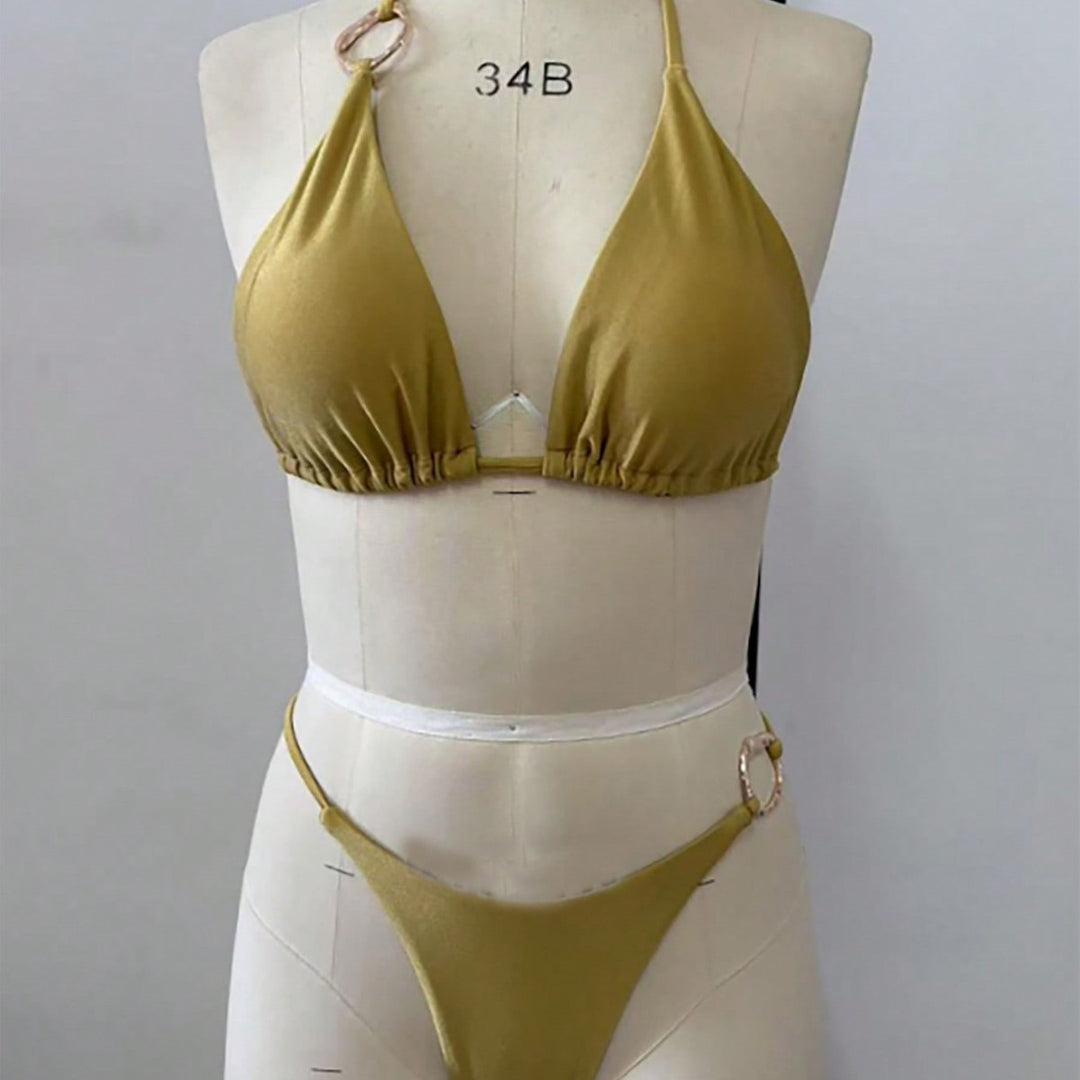 Dame triangel-bikini-sæt med stilfulde metalringe Skovae