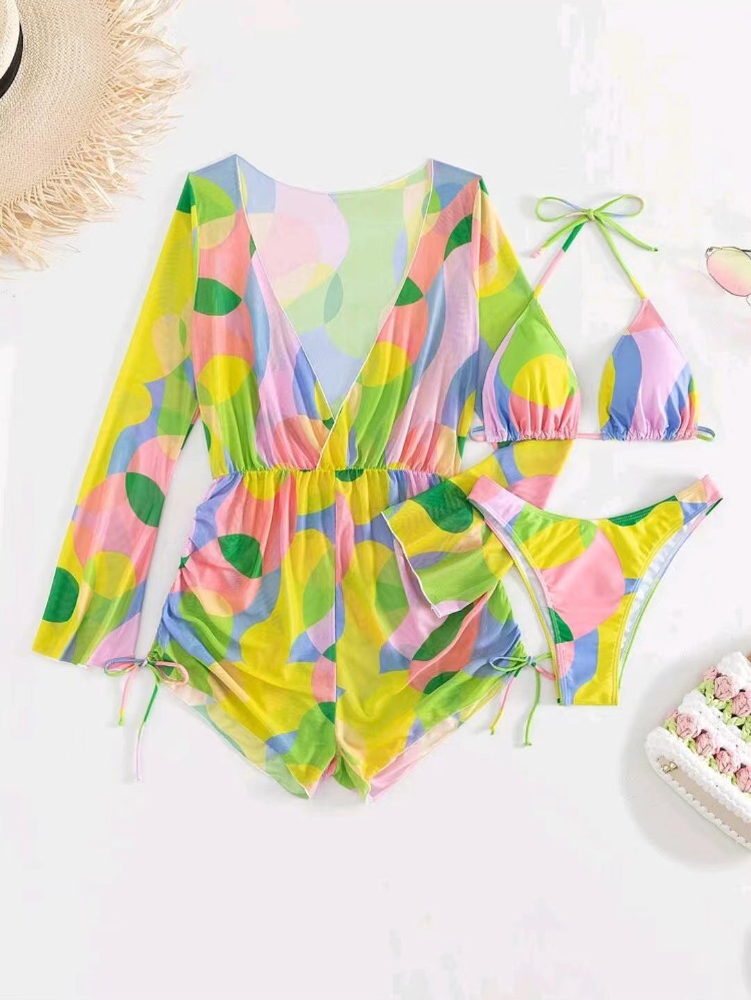 Dame Strand-outfit med moderigtigt vikleoberdel og matchende bikini Stilla