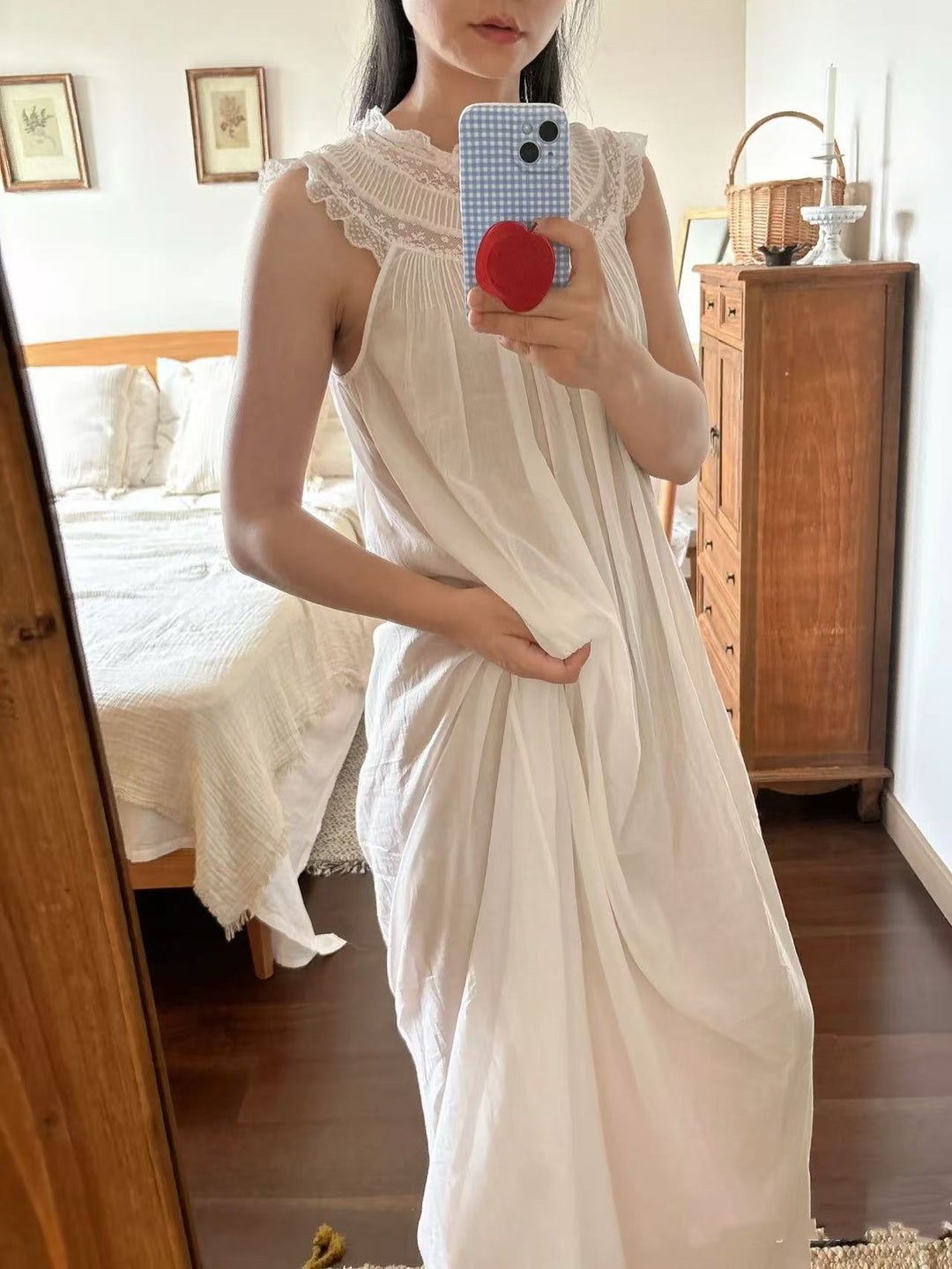 Dame sommerkjole med elegant spidskrave og afslappet snit Stilla