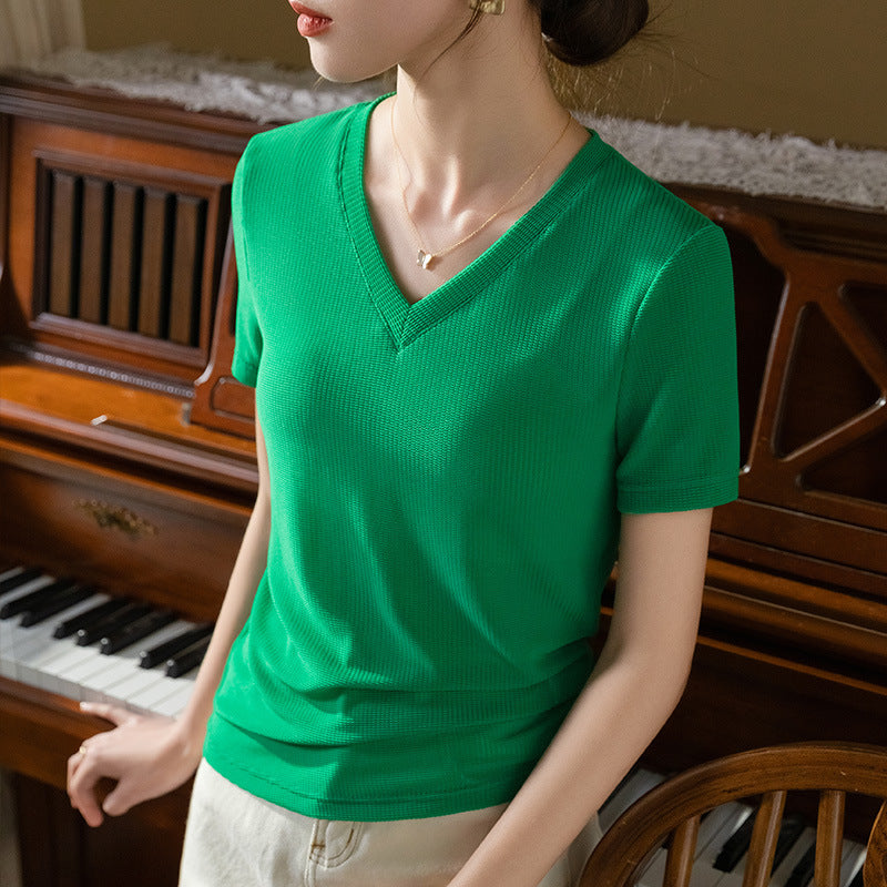 Dame figursyet V-hals T-shirt med fin ribstruktur Stilla