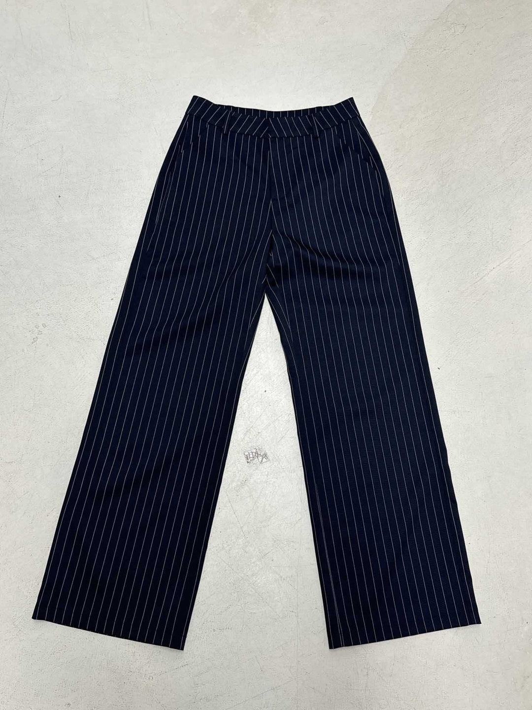 Dame Bustier-top med fine striber og elegante knapdetaljer Skovae